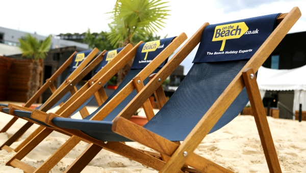Deckchairs_brightened_main_1200x680_v3.jpg