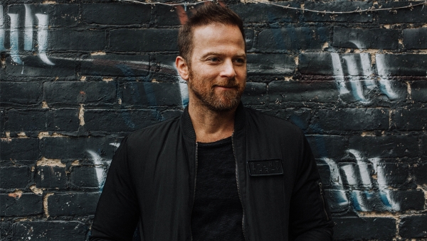 Kip Moore_1200x680.jpg