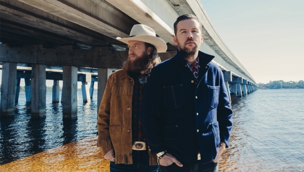 Brothers Osborne_1200x680.jpg