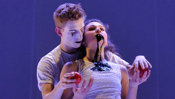 Gandini Juggling: ClØwns & Queens