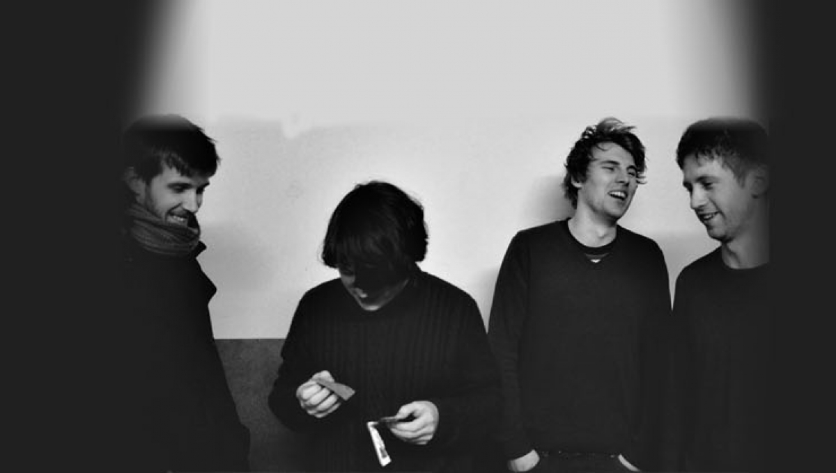 Live Broadcast Girl Band